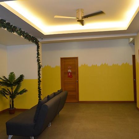 Hostellery Manila Exterior photo