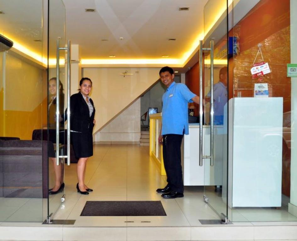 Hostellery Manila Exterior photo