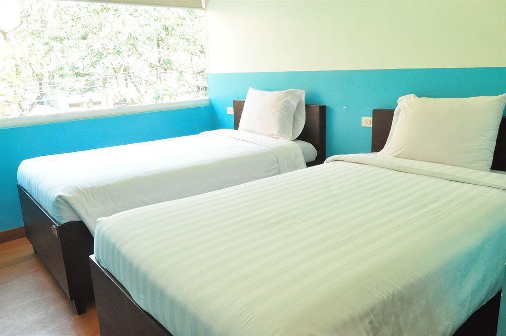Hostellery Manila Exterior photo